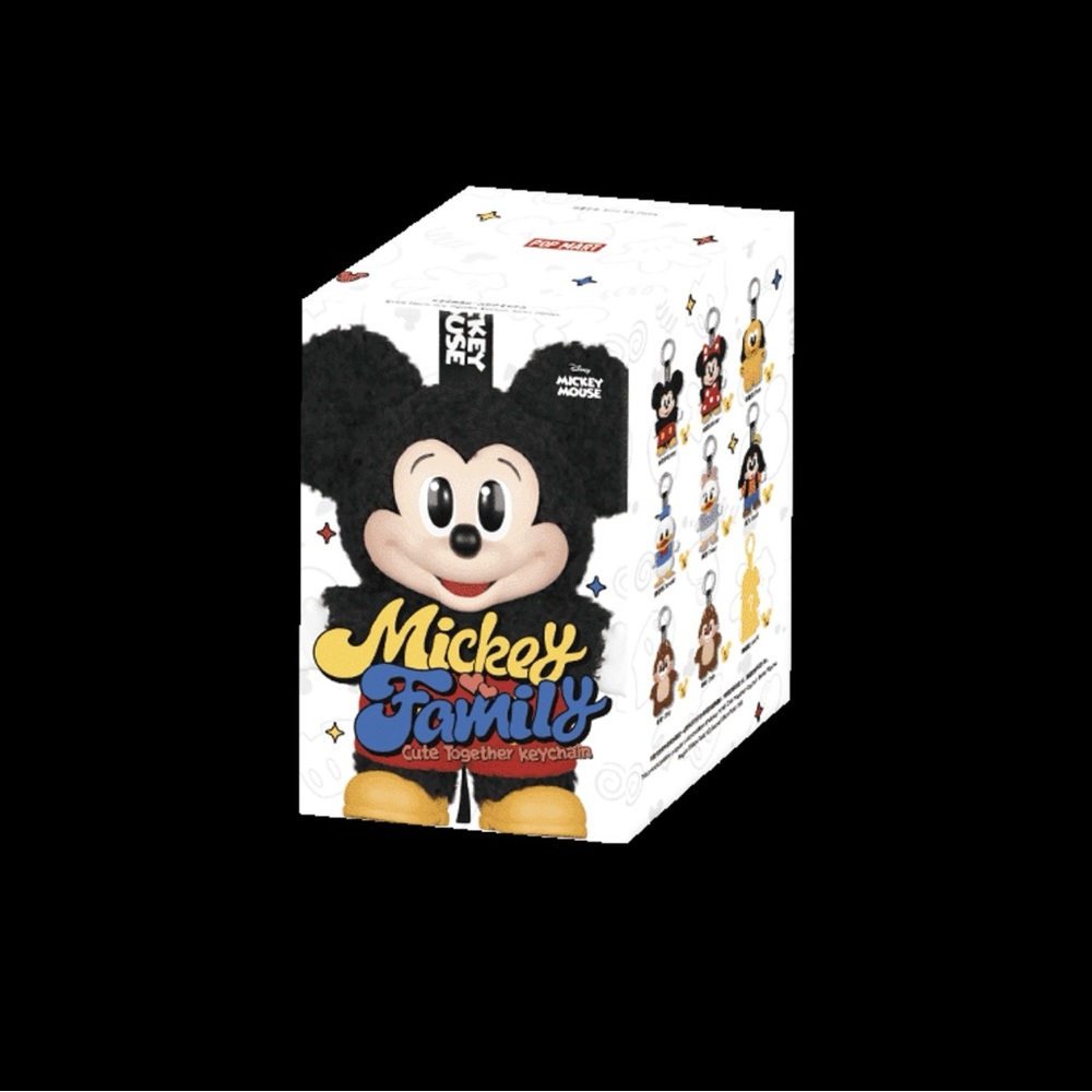 Mickey Family Keychain blindBox